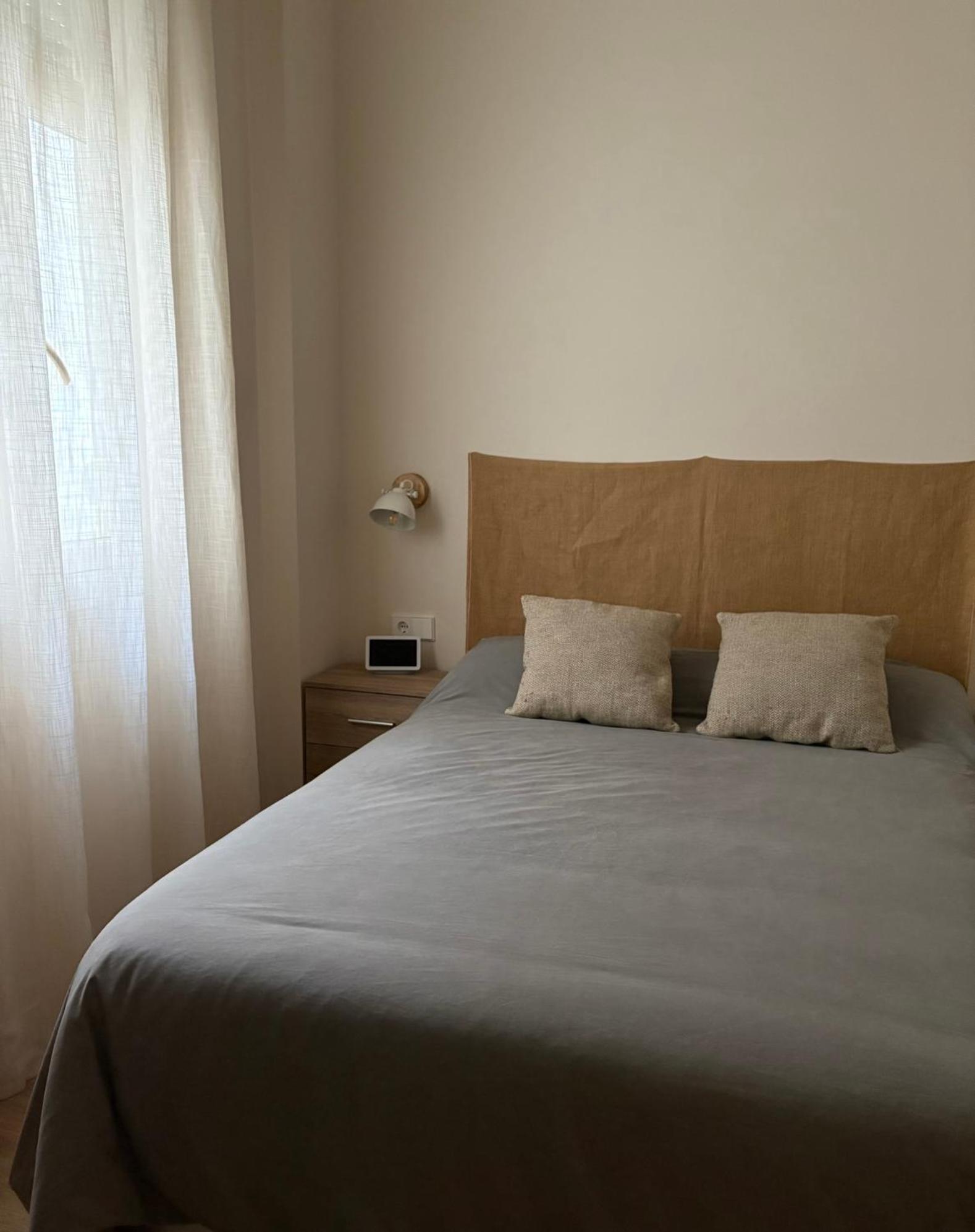 Premium En Plaza Mina Minimalismo Y Confort A Pasos Del Mar Cadiz