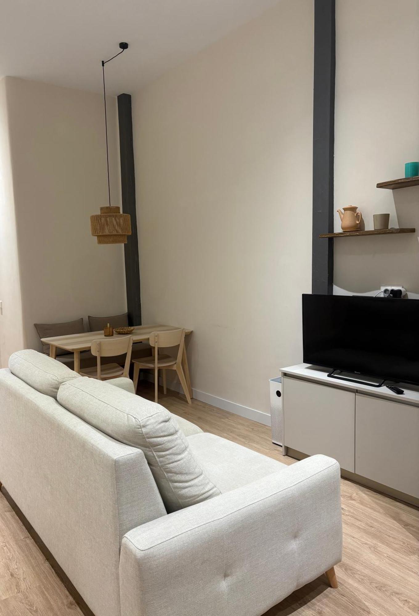 Premium En Plaza Mina Minimalismo Y Confort A Pasos Del Mar * Cádiz